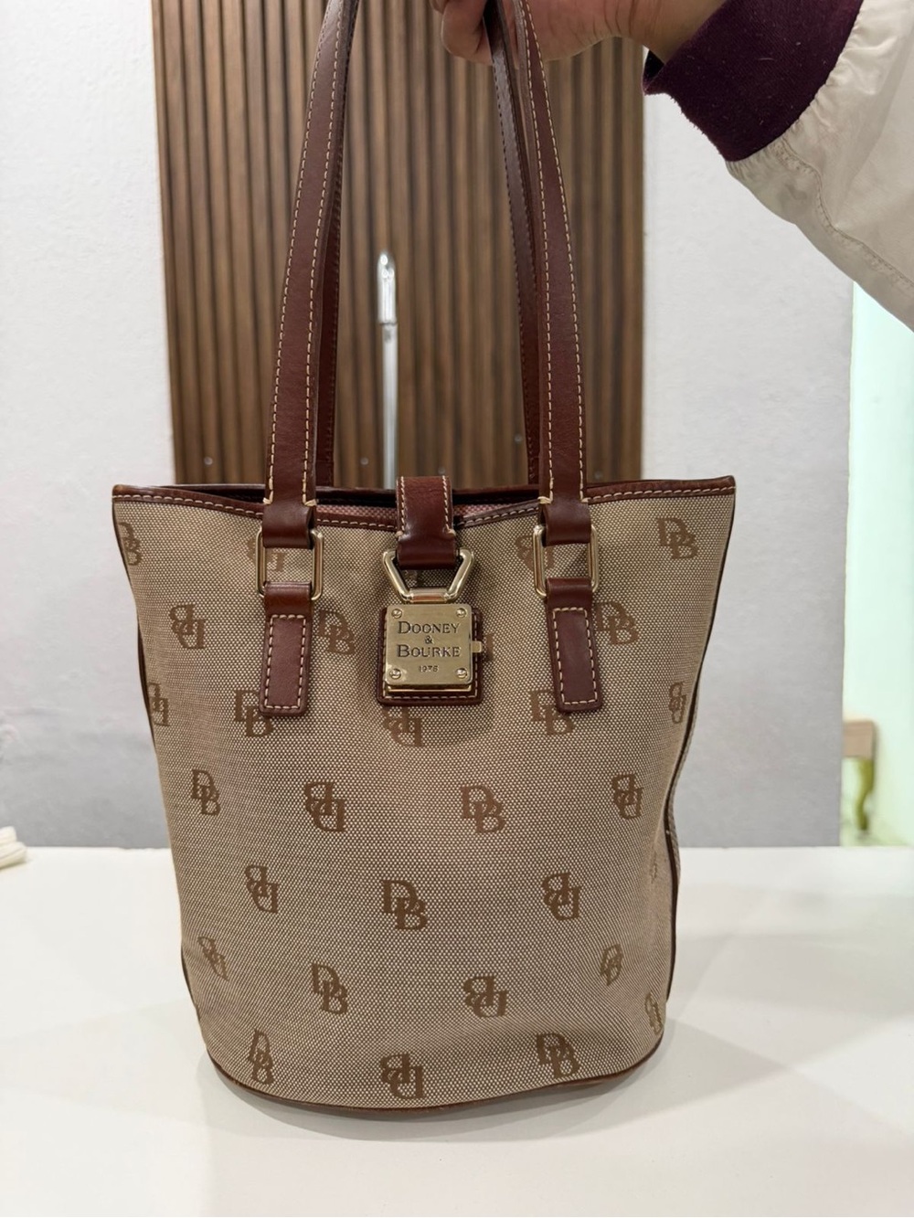 Dooney & Bourke Signature Monogram Logo Bucket Shoulder Bag Tan Canvas Leather